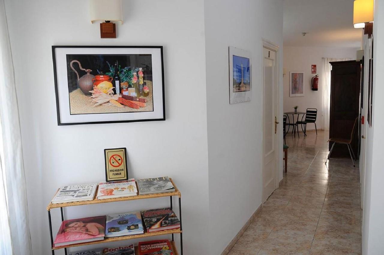 Pension Subirats Perello El Perello  Exterior photo